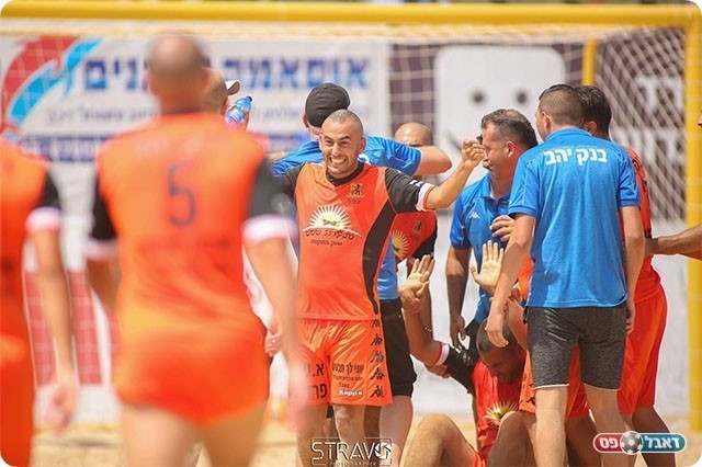 בני יהודה חוגגים עלייה לפלייאוף (סטראבו)